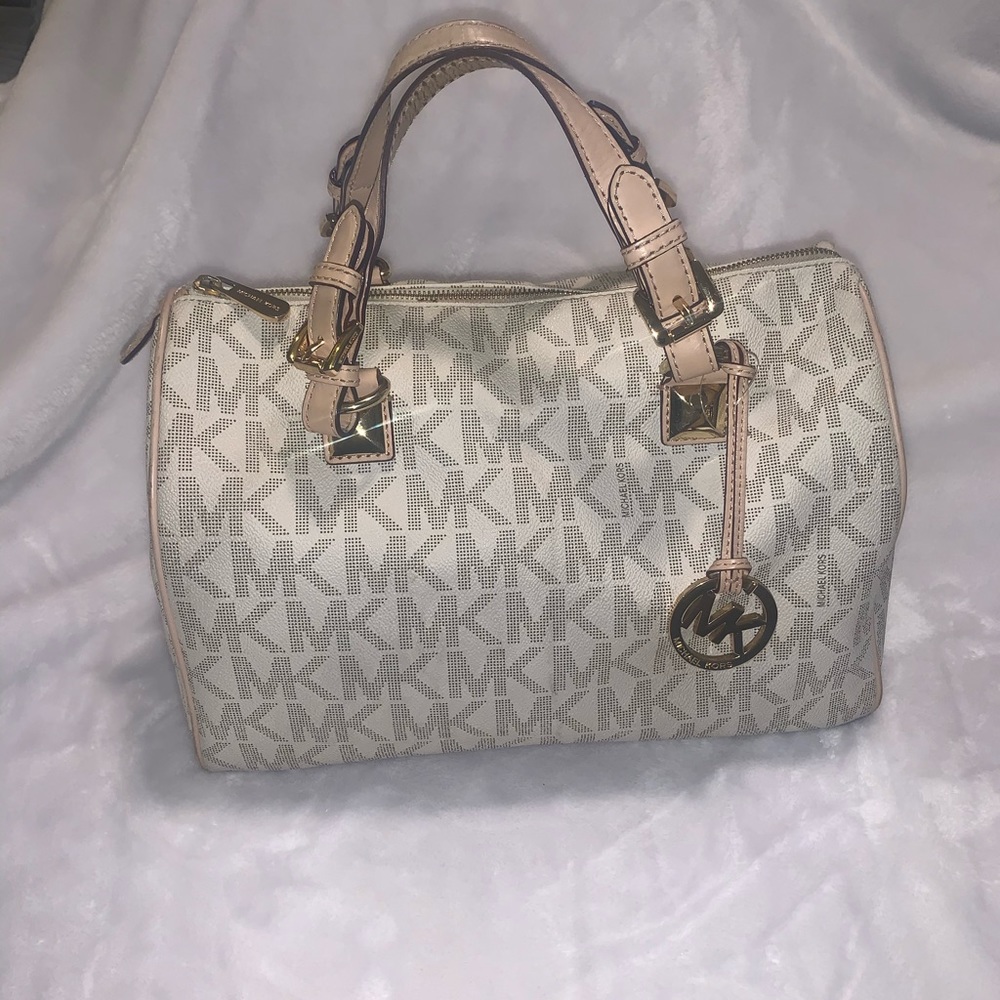 Michael Kors hand bag